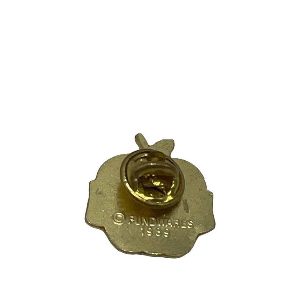 Volunteer Teacher Red Apple Gold Tone Vintage Enamel Lapel Pin‎